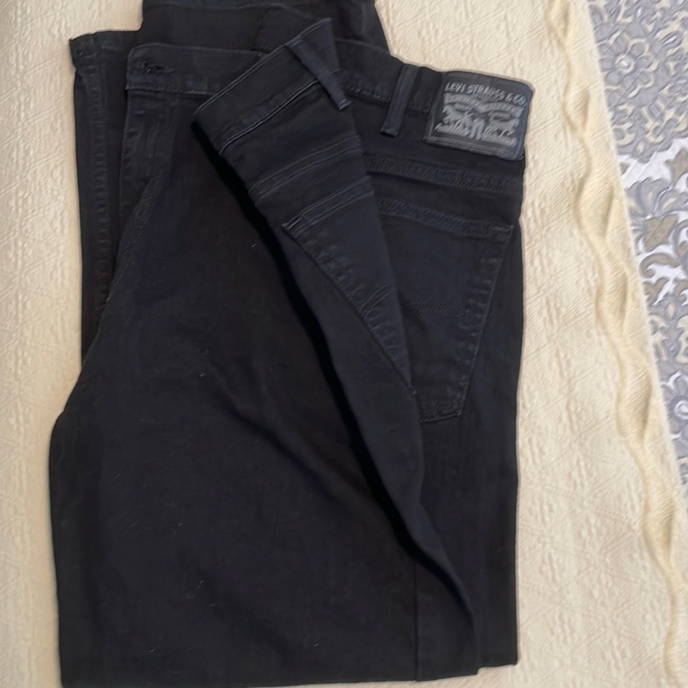 Levi men's jeans